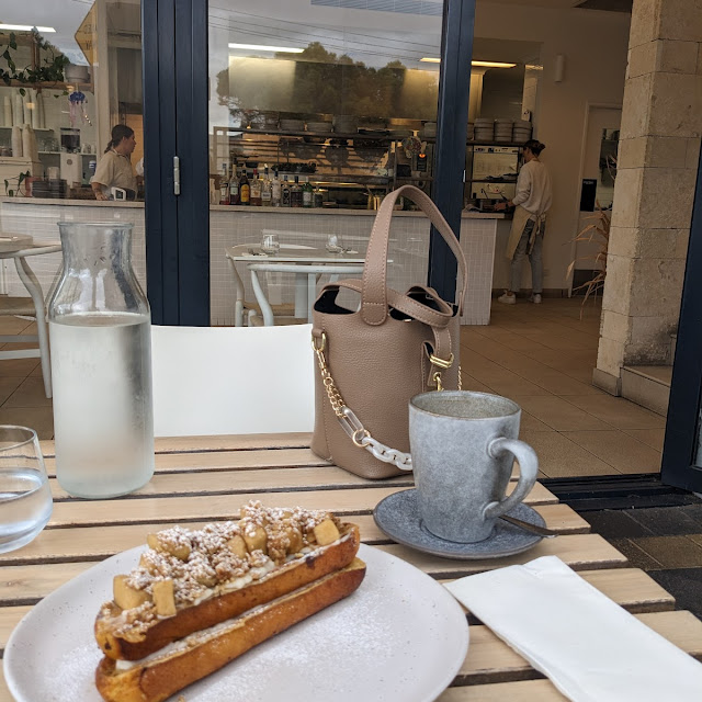 Apple Crumble French Toast