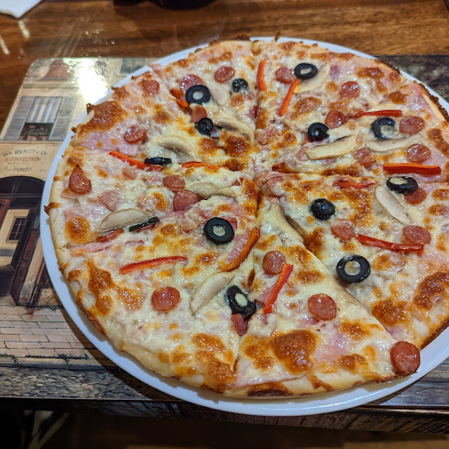 Pizza Laguna