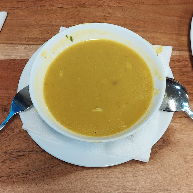شوربة عدس