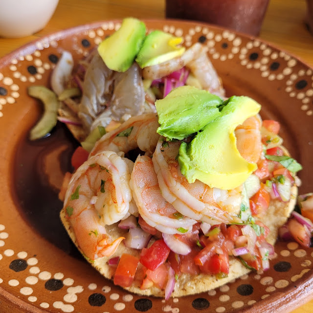Tostada de Camarón Y Aguachile Negro