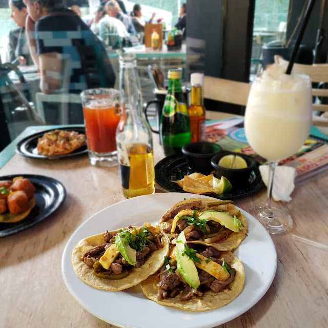 Taco Mar Y Tierra