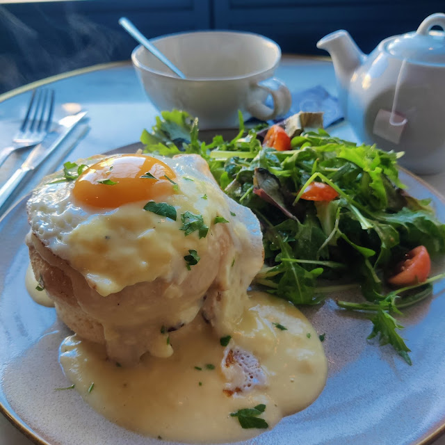 Eggs Benedict