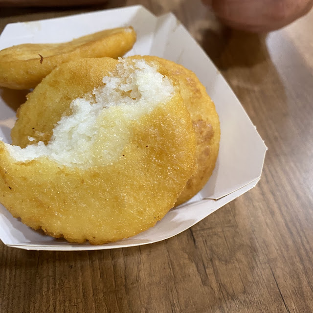 Miniarepas Fritas Con Nata