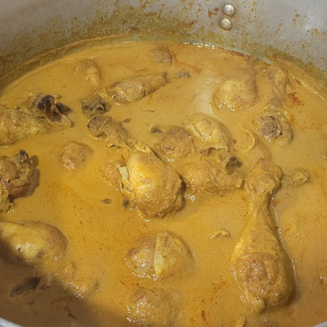 Cuixetes Amb Salsa de Xeps