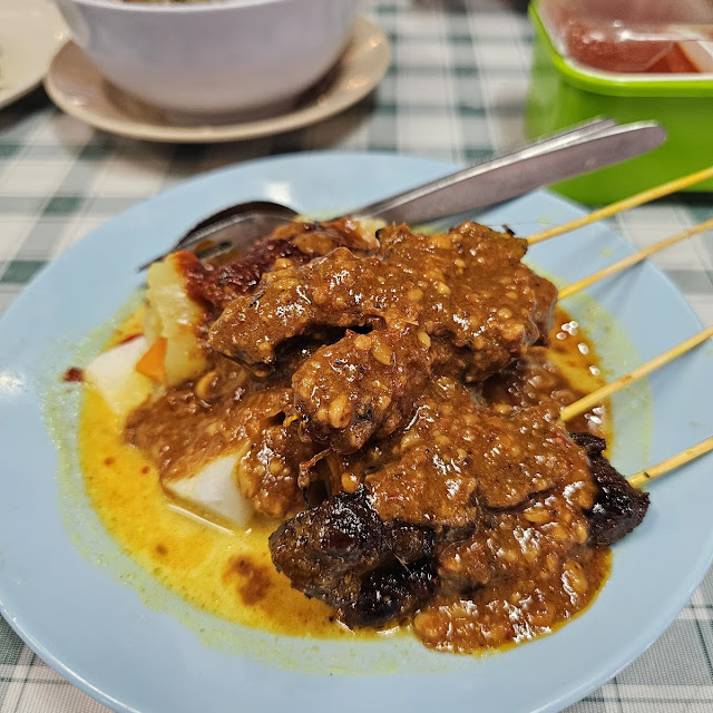 Lontong Sate Ayam
