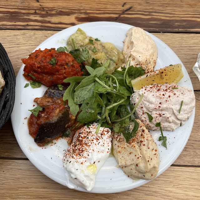 Petit Mezze