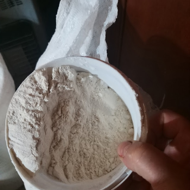 Făină Albă De Grâu Cerut La Moară