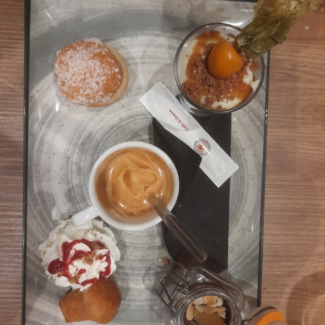Café Gourmand