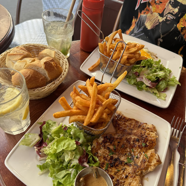 Chicken with Fries