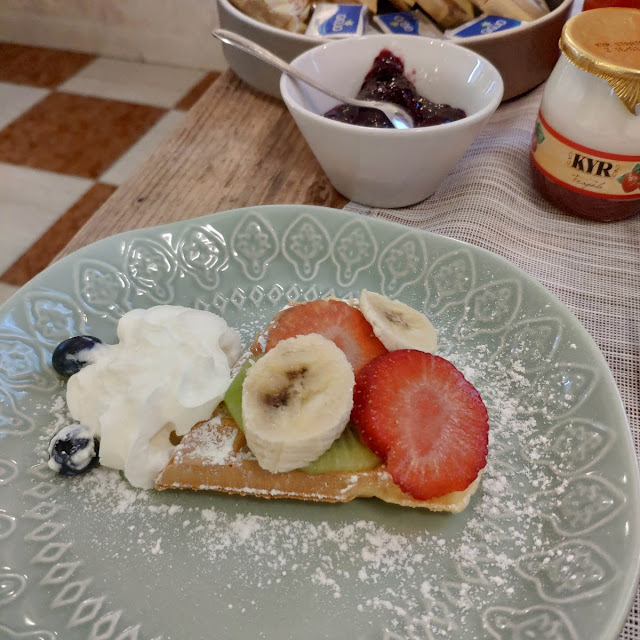 Waffel Con Banana E