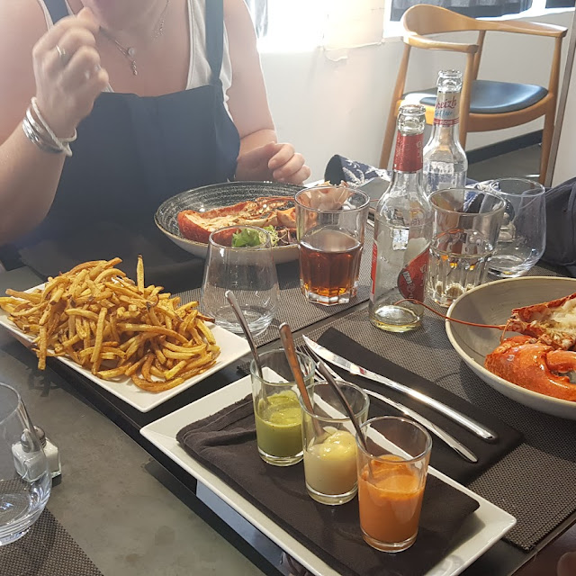 Demi Homard Avec Frites À Volonté