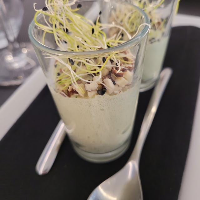 Mise En Bouche Sur Base de Mousseline de Poireau