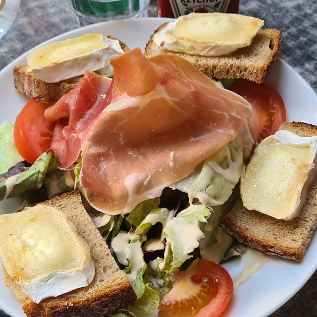 Brot Mit Ziegenkäse