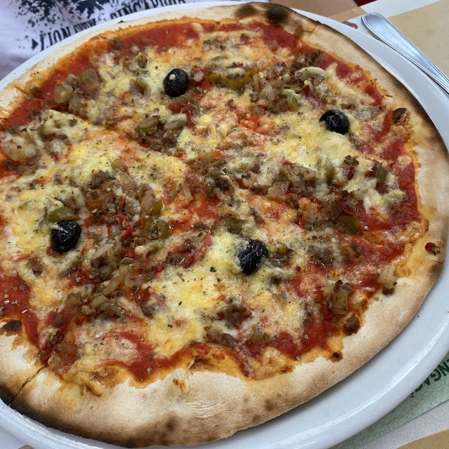 Pizza Corse Figatelli Et Bruccio