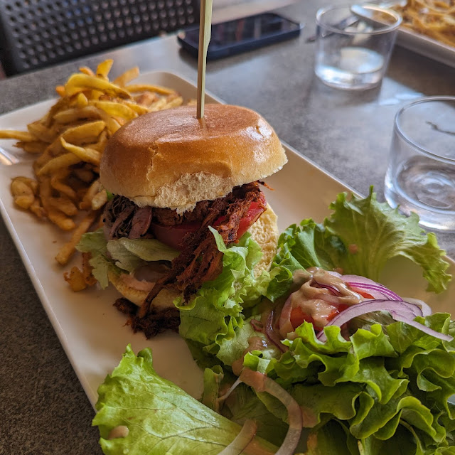 Pulled Pork Burger