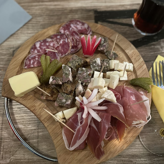 Assiette de Charcuterie