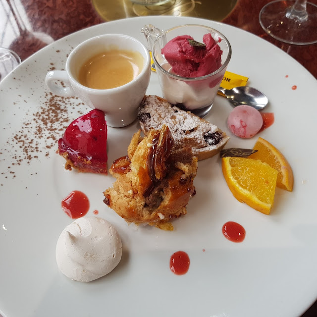 Café Gourmand