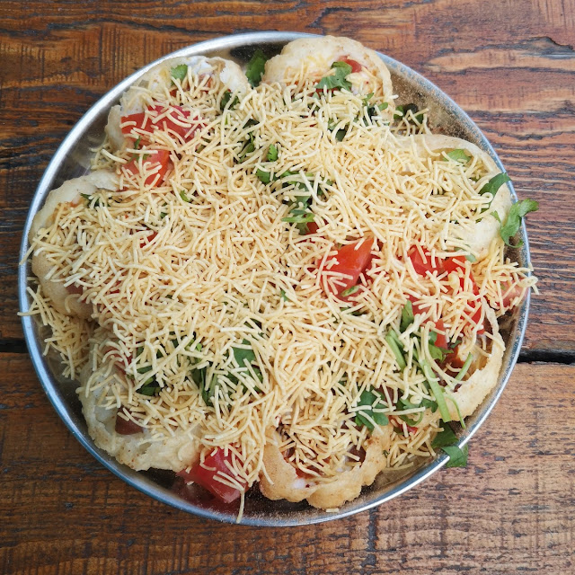 Dahi Batata Puri