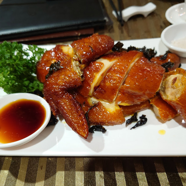 Pork Knuckle with Preserved Plum