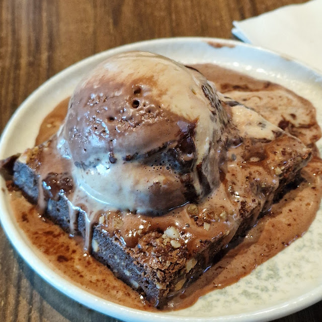 Brownie S Sladoledom
