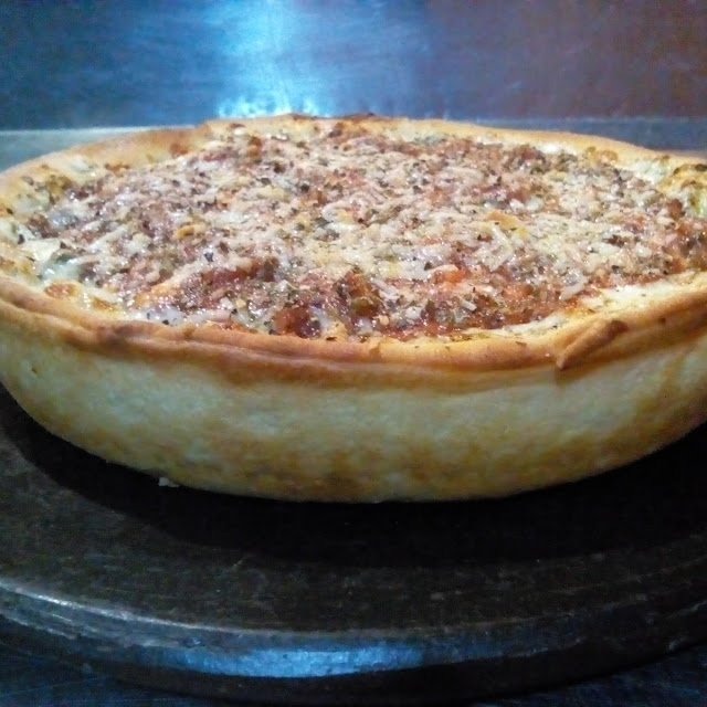 Pizza Deep Dish