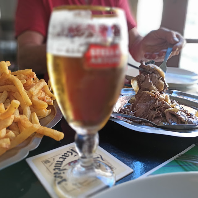 Rôti de Bœuf Avec Frites