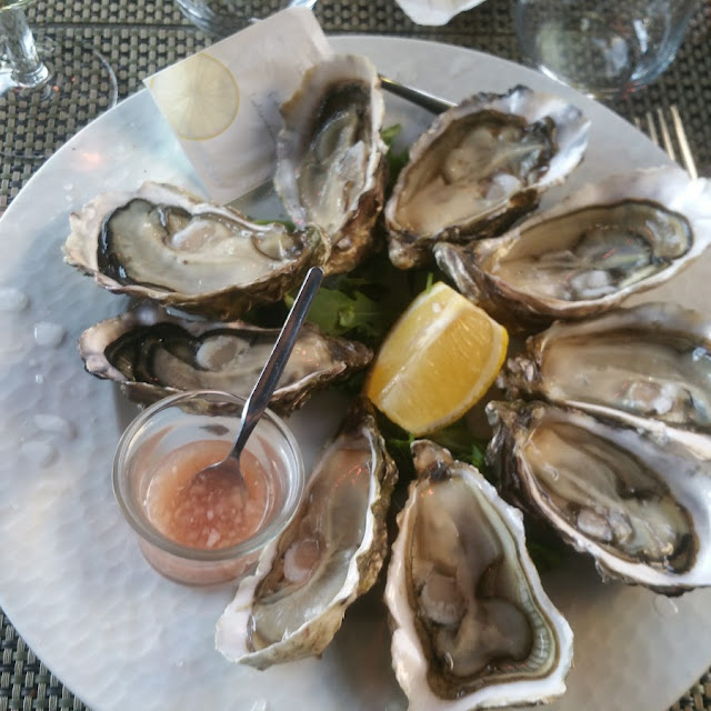 Huîtres Et Bigorneaux Une Tuerie la Cuisson Des Bigorneaux