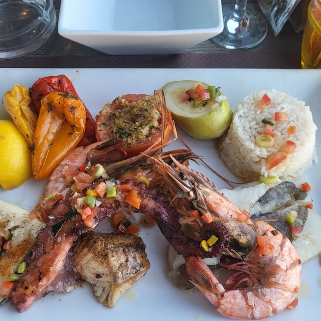 Duo de St Jacques Et Gambas A la Provençale