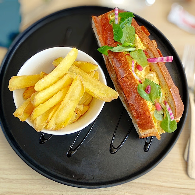 Lobster Roll