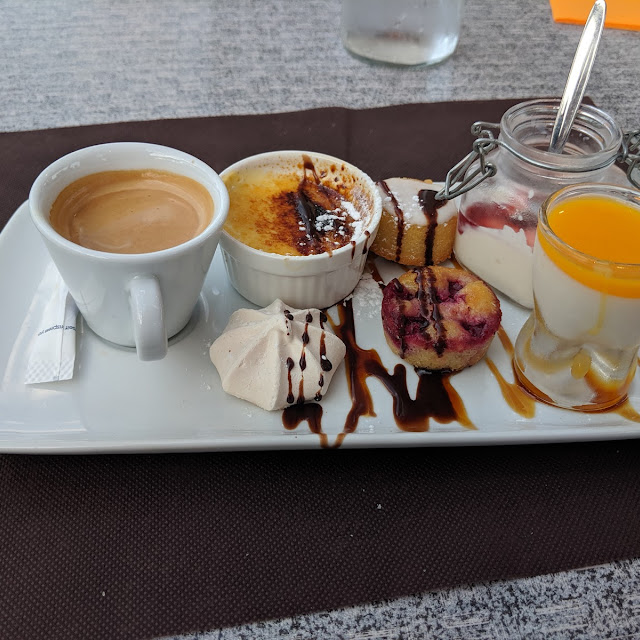Café Gourmand