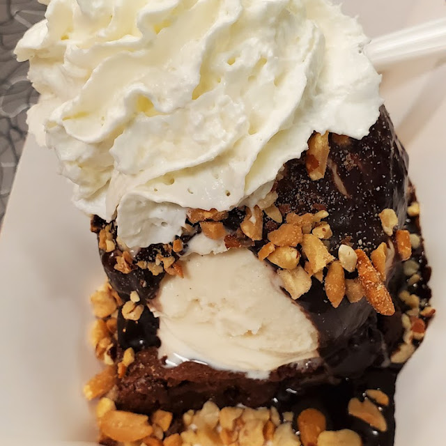 Brownie Sundae