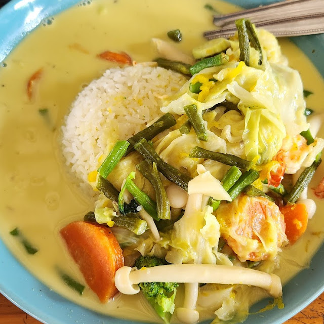 Green Curry Chicken