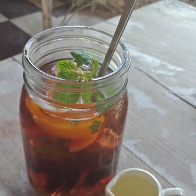 Iced Peach Mint Tea