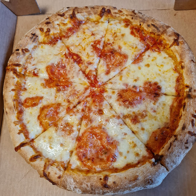 Pizza Margherita