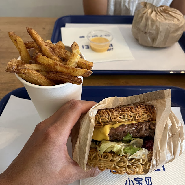 Burger Ramen