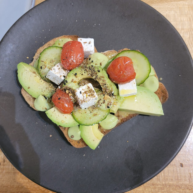 Montville Avo