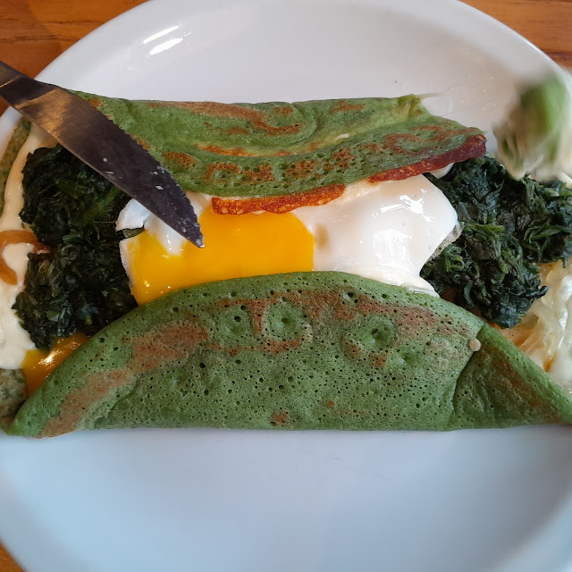 Espinaca Cebolla Queso Y Huevo