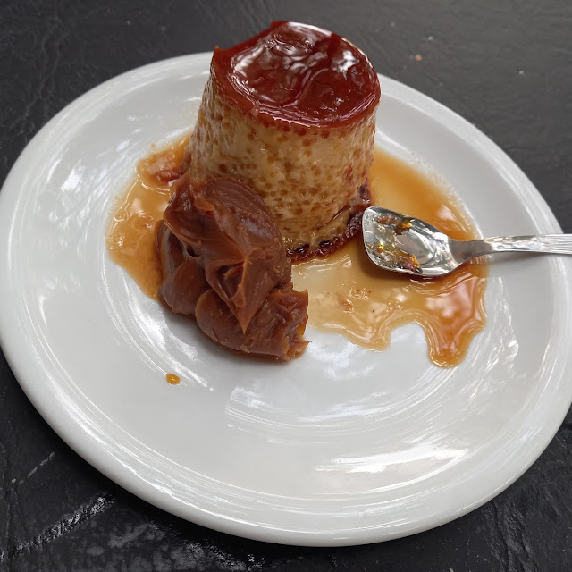 Flan Con Dulce de Leche