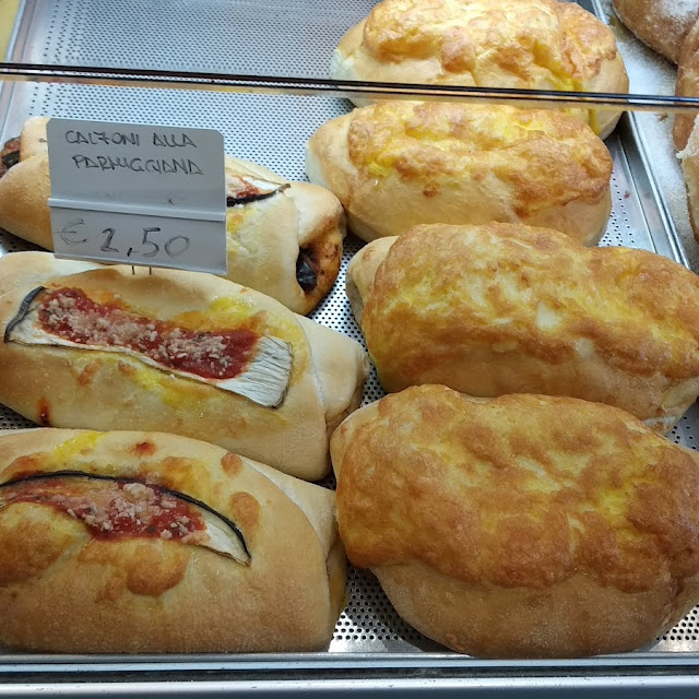 Calzoni
