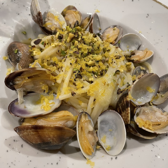 Spaghettoni Vongole Con Bottarga