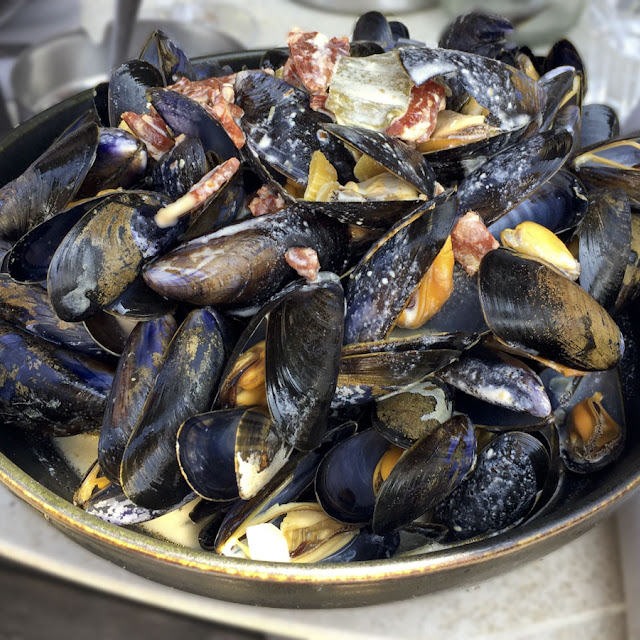 Moules Au Curry