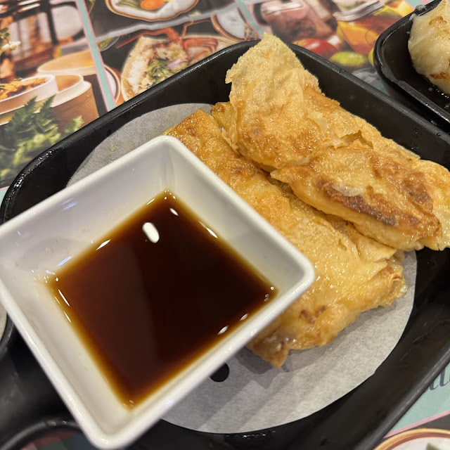 Fried Bean Curd Rolls with Shrimp