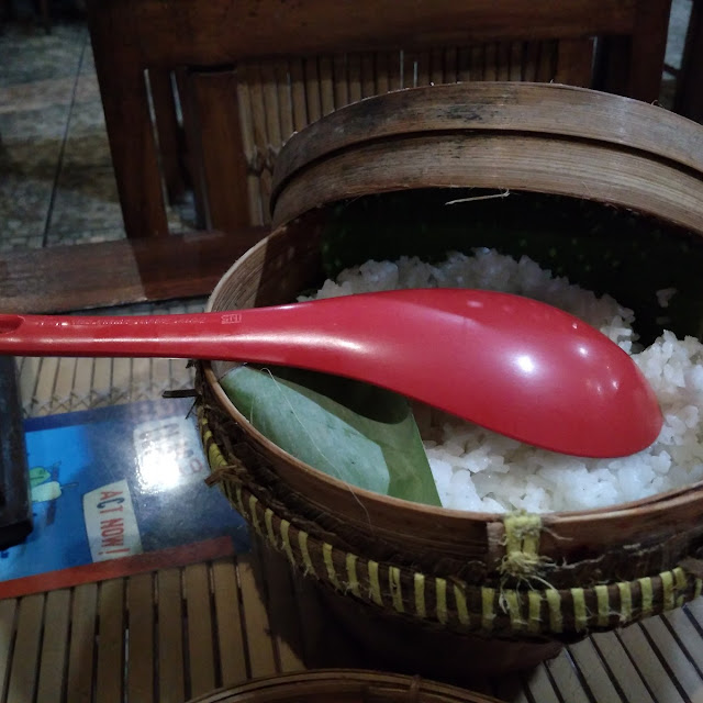 Nasi Poetih