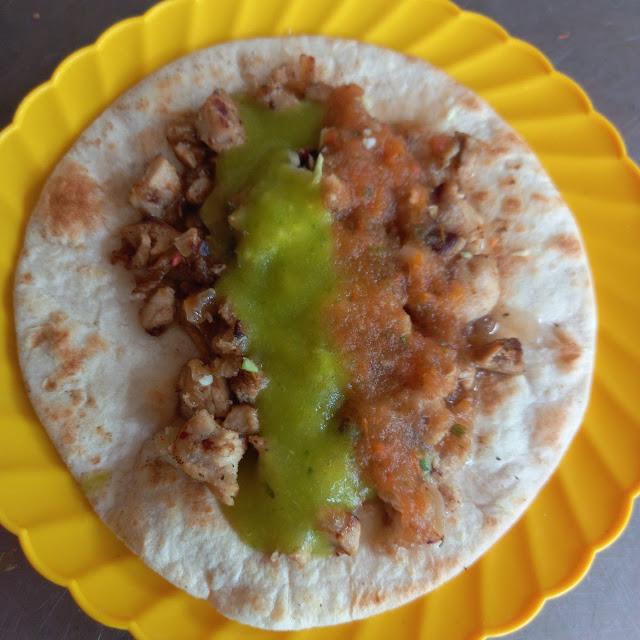 Taco de Harina de Carne Asada