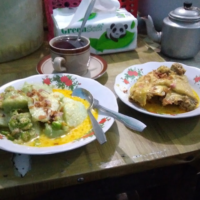 Lontong Opor