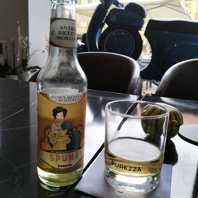 Eine Italienische Kräuter Limo