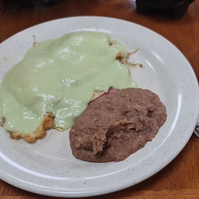 Huevos Los Ahijados