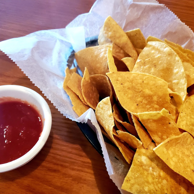 Chips Salsa & Queso