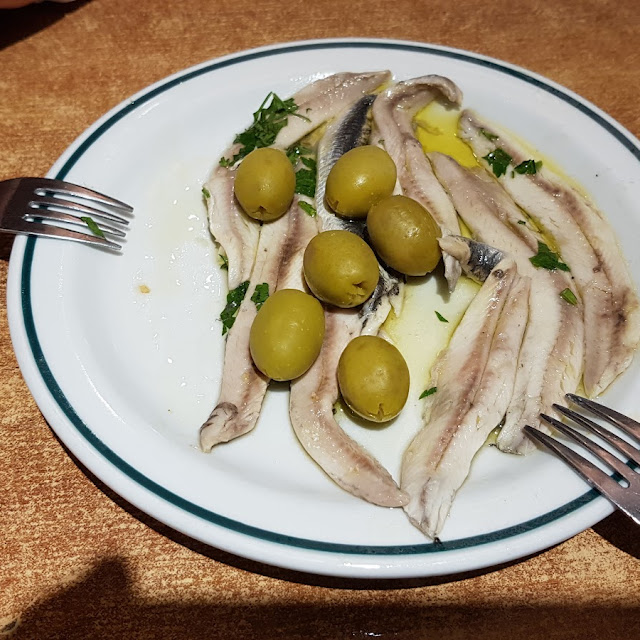 Boquerones En Vinagre