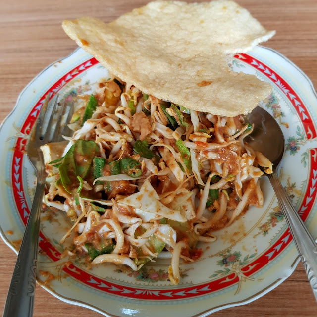 Lotek Mentah